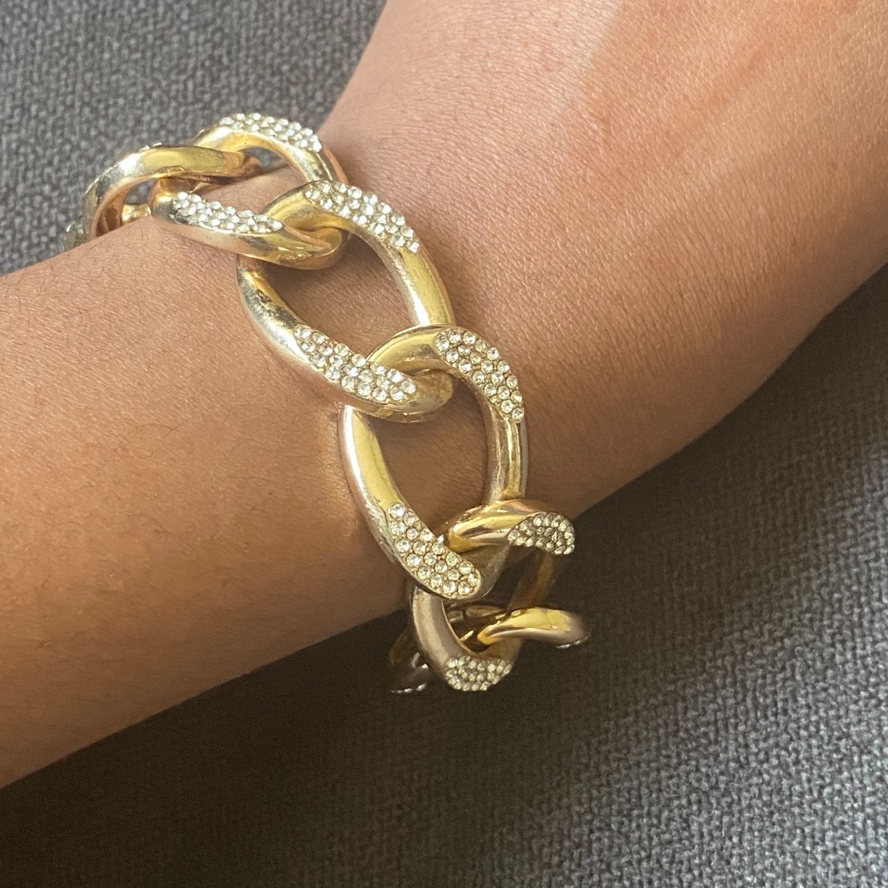 Gold bracelet
